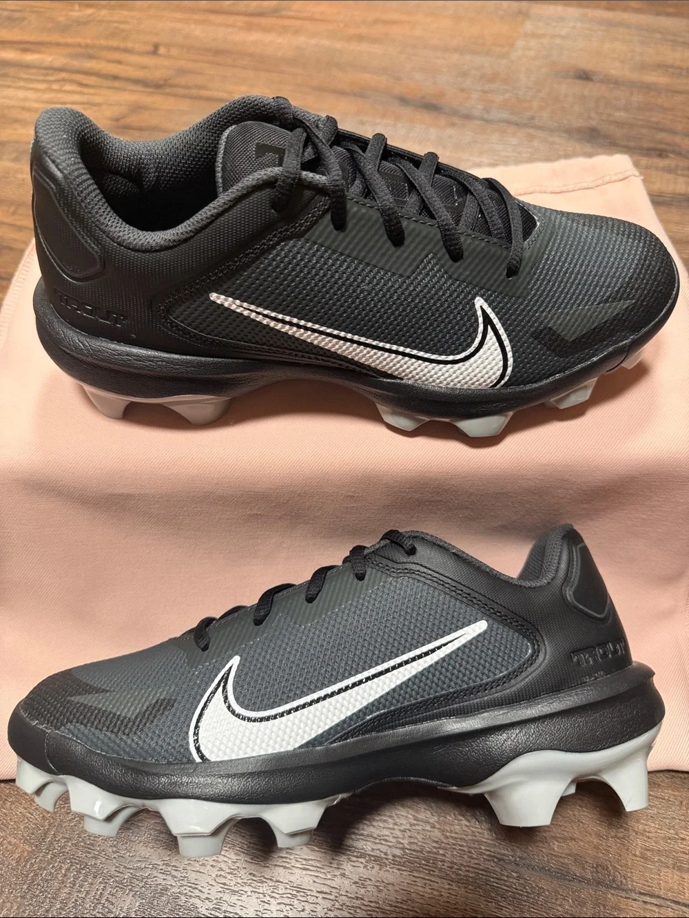 The Nike Force Trout 8 Pro MCS 